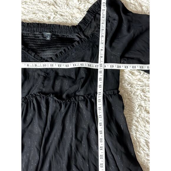 Torrid Women Size 1(1X) Black V Neck Elastic Waist Flouncy 3/4 Sleeve Top Blouse - Picture 3 of 9